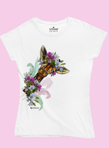 Women's giraffe t-shirt, L